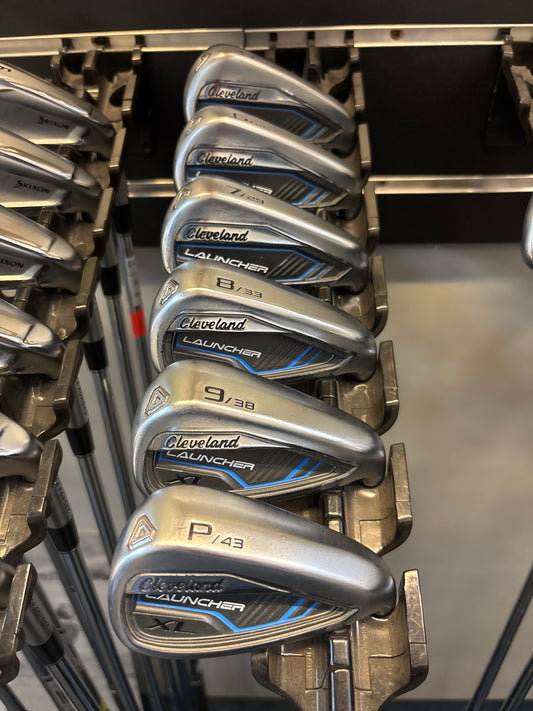 Cleveland Launcher XL (5-PW REGULAR GRAPHITE FLEX)