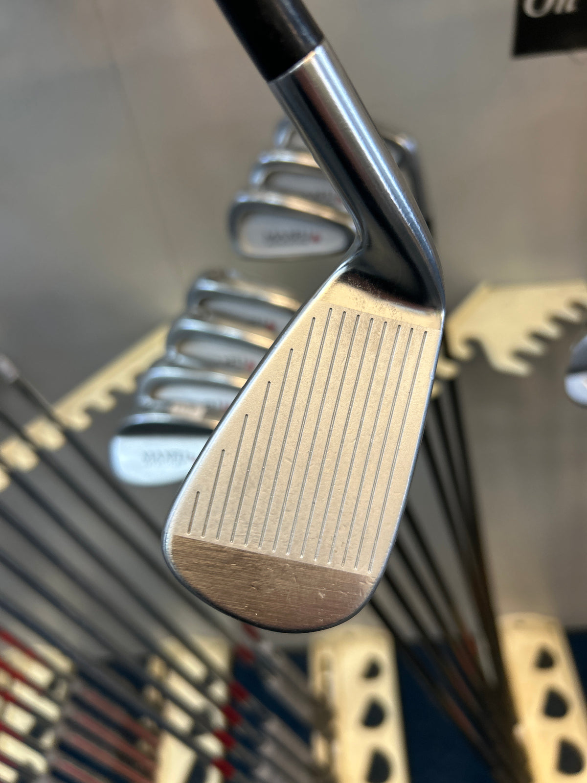 MAXFLI REVOLUTION (3-PW+SW) (REGULAR GRAPHITE FLEX)