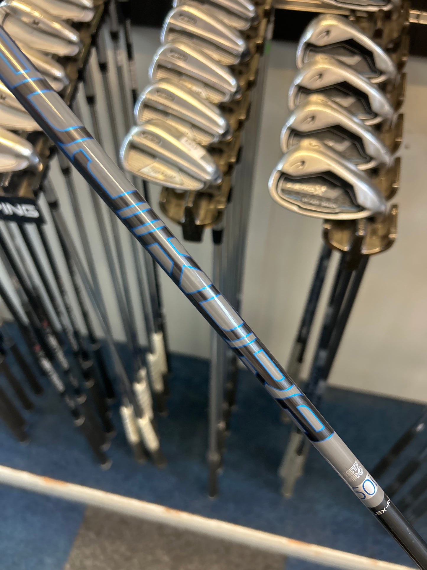 BENROSS AERO X (5-PW+SW) (Regular Graphite FLEX)