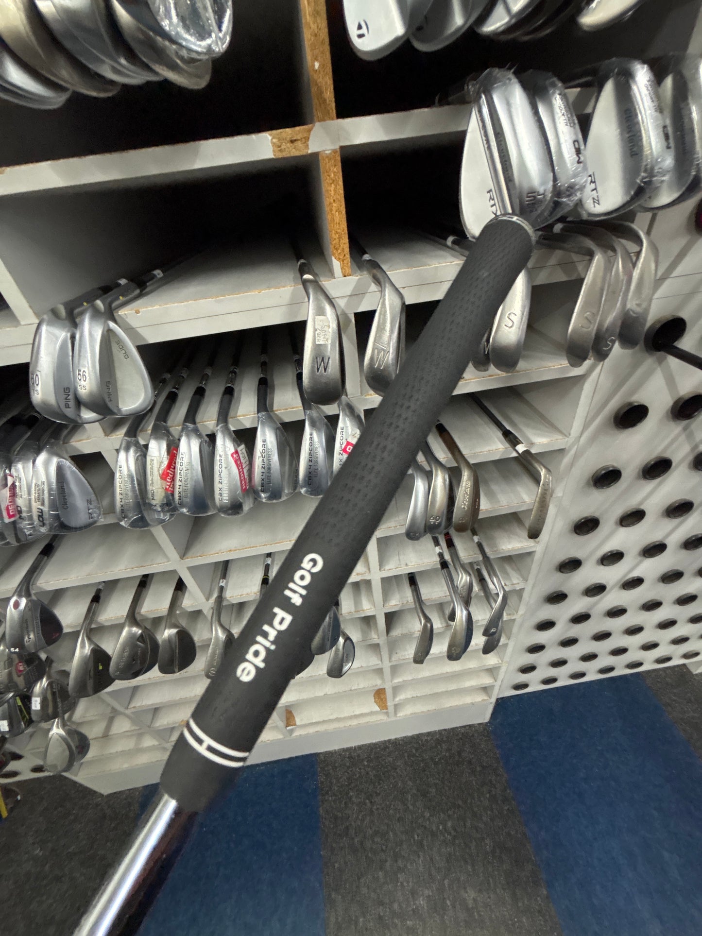 Titleist SM6 M GRIND 60’’ (8 DEGREES OF BOUCE)