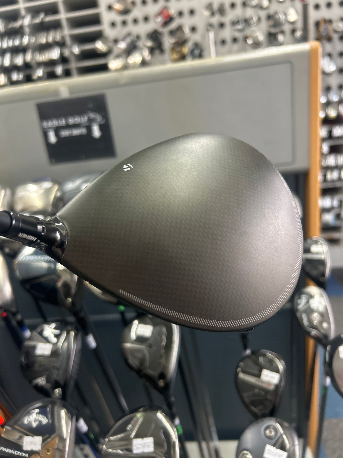Taylormade QI4D 9.0 DEGREE (STIFF FLEX)