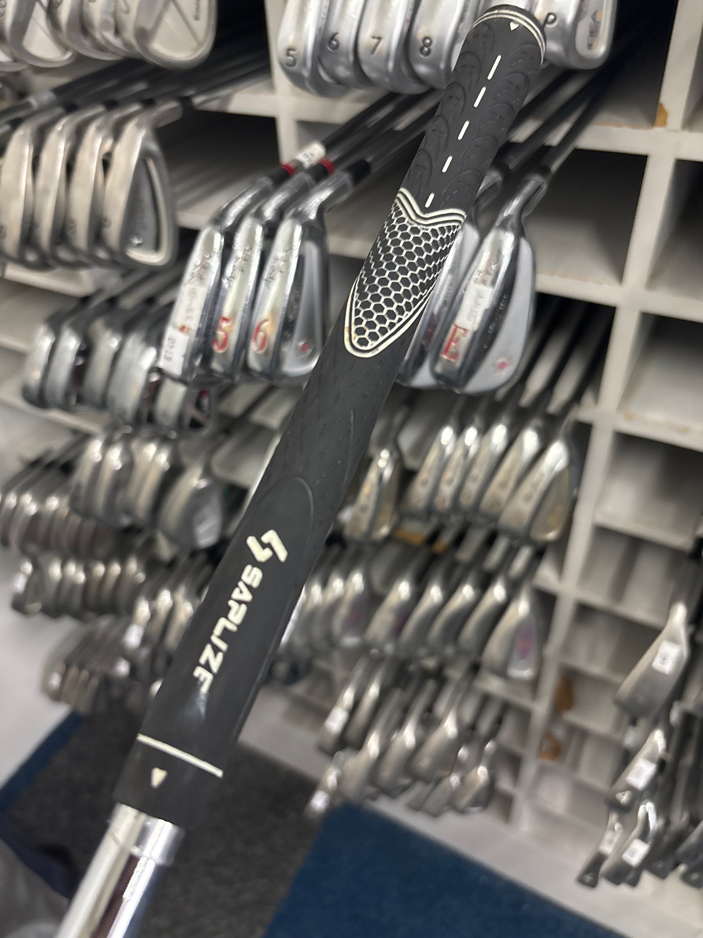 BEN HOGAN (4-PW STIFF  FLEX)