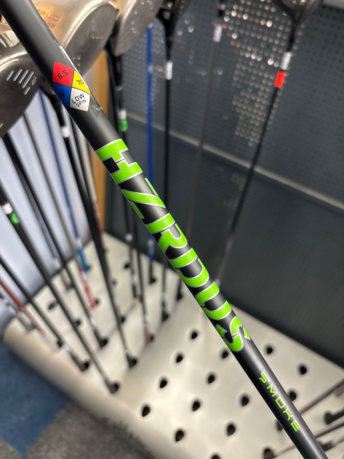Taylormade Titanium SIM 3/15 Degree Wood (Extra Stiff Flex)