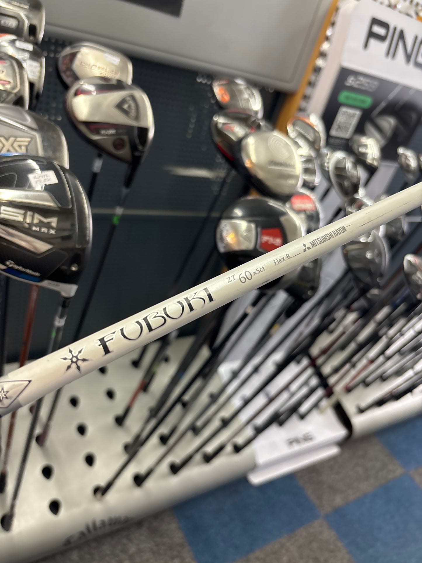 CALLAWAY BIG BERTHA ALPHA 9.0 DEGREE (REGULAR FLEX)