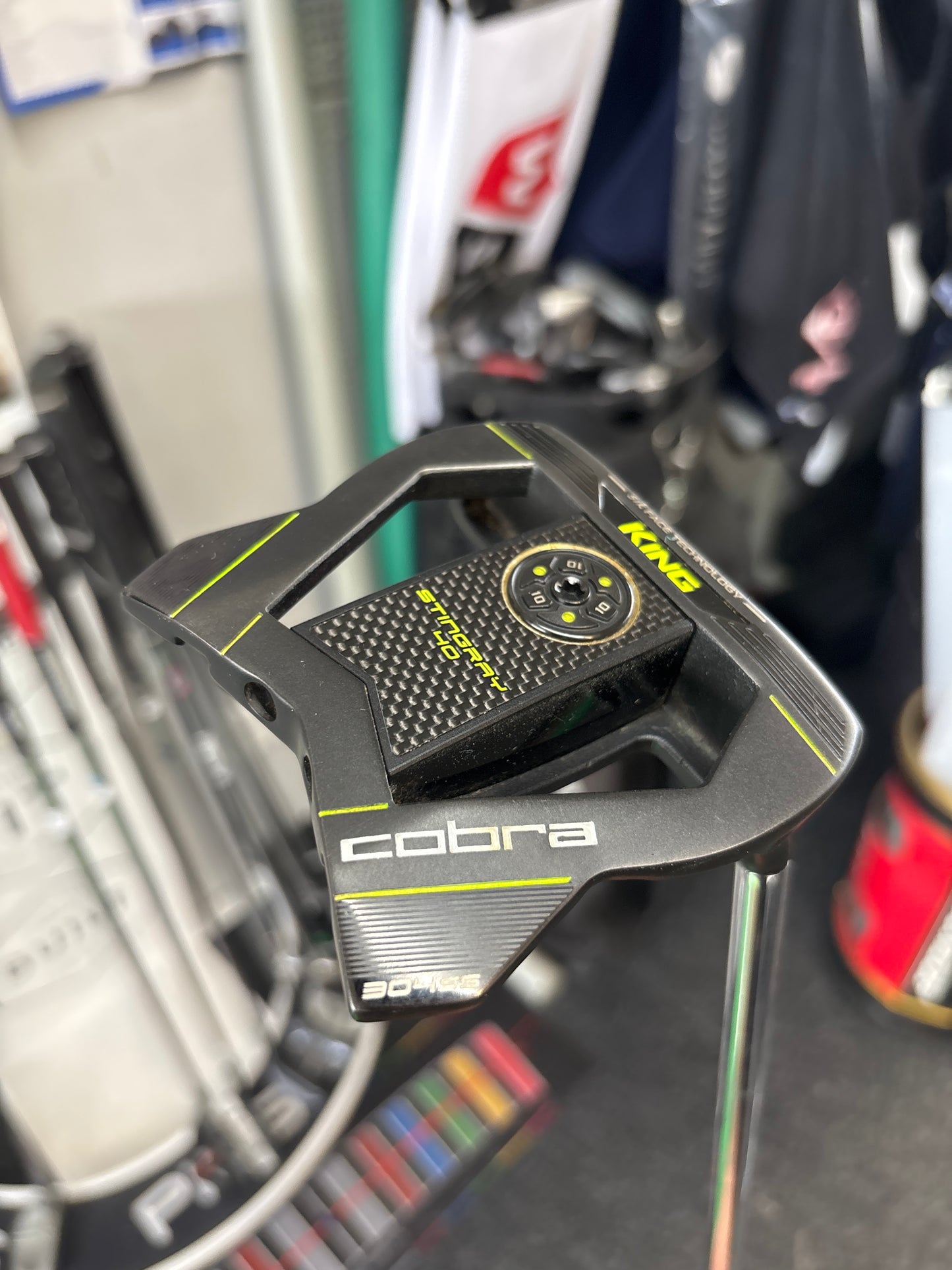 Cobra KING STINGRAY 40 304SS (34”)