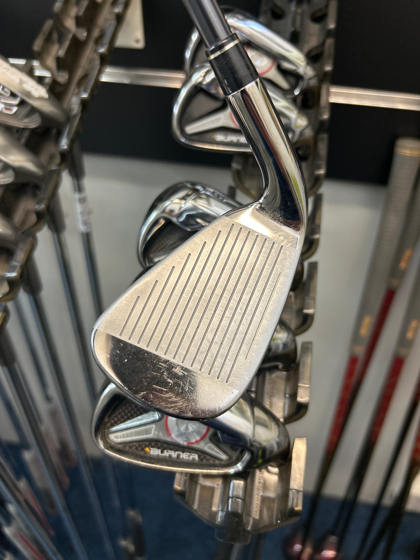 TaylorMade Burner (5- PW GRAPHITE REGULAR FLEX)