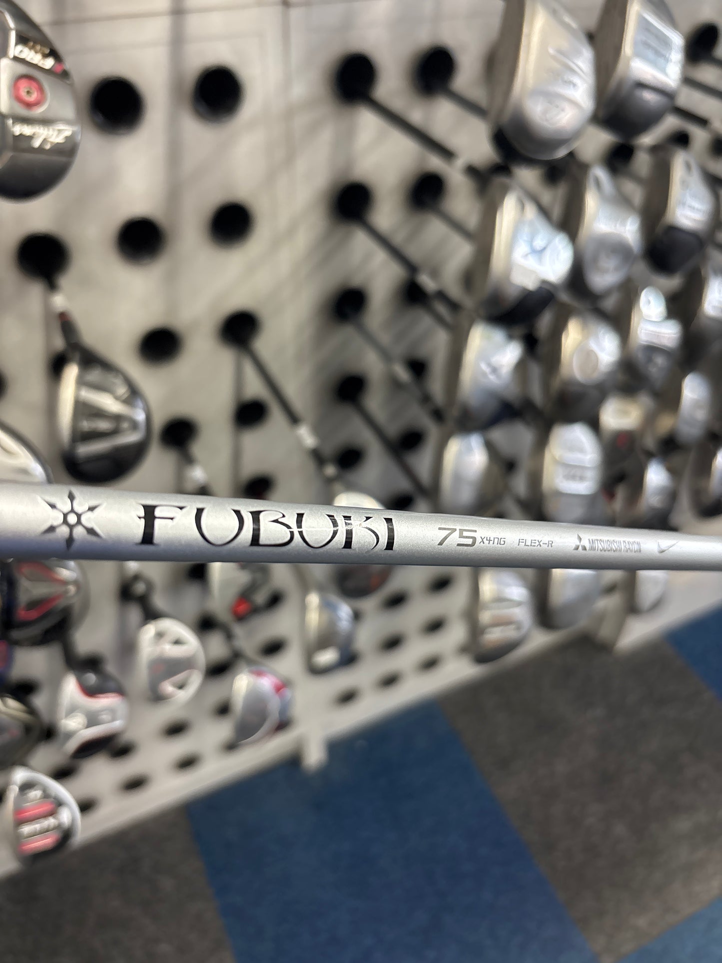 Nike VRS (3 Hybrid 21 Degree Regular FLEX)