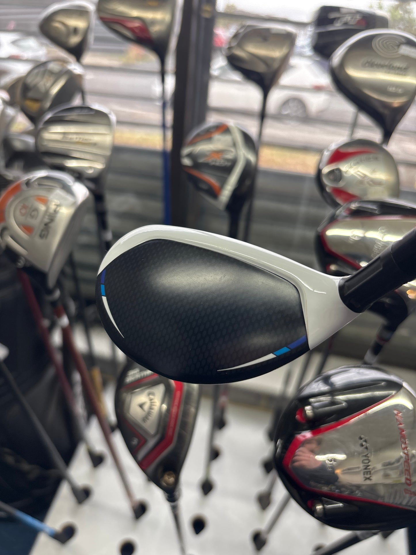 TaylorMade SIM 2 MAX 4 HYBRID (Left Handed)