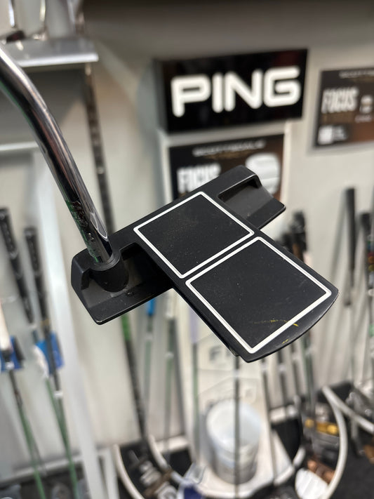 Cleveland Smart/Square Blade Golf Putter (34”)
