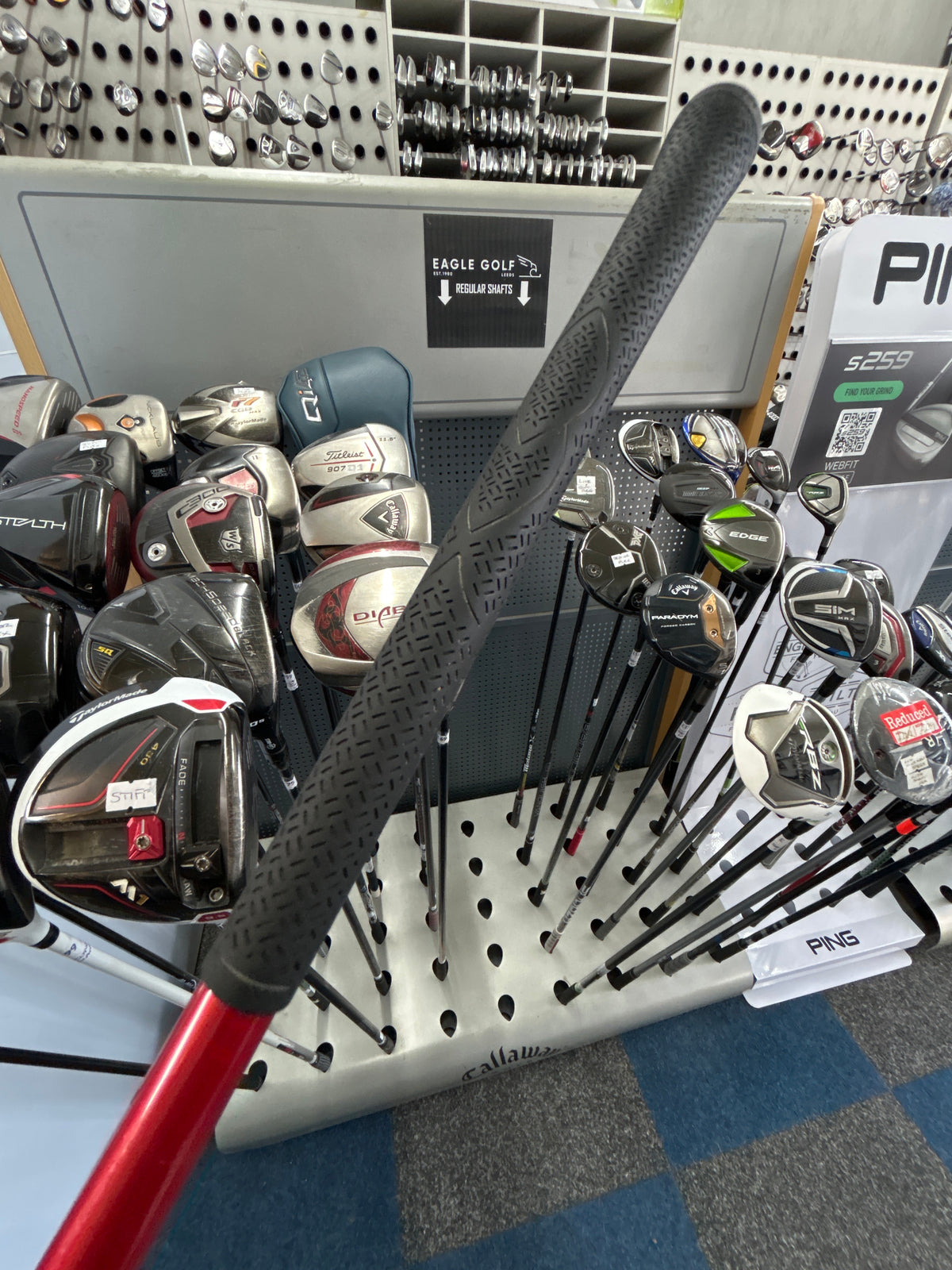 TaylorMade R5 DUAL 10.5 DEGREE (REGULAR SHAFT)