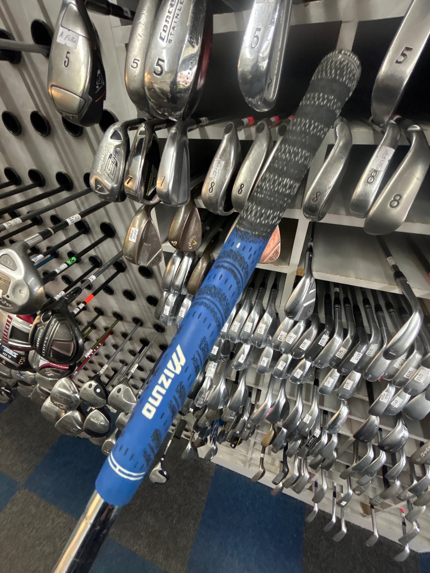MIZUNO JPX 900 TOUR GF FORGED 4 IRON (STIFF FLEX)