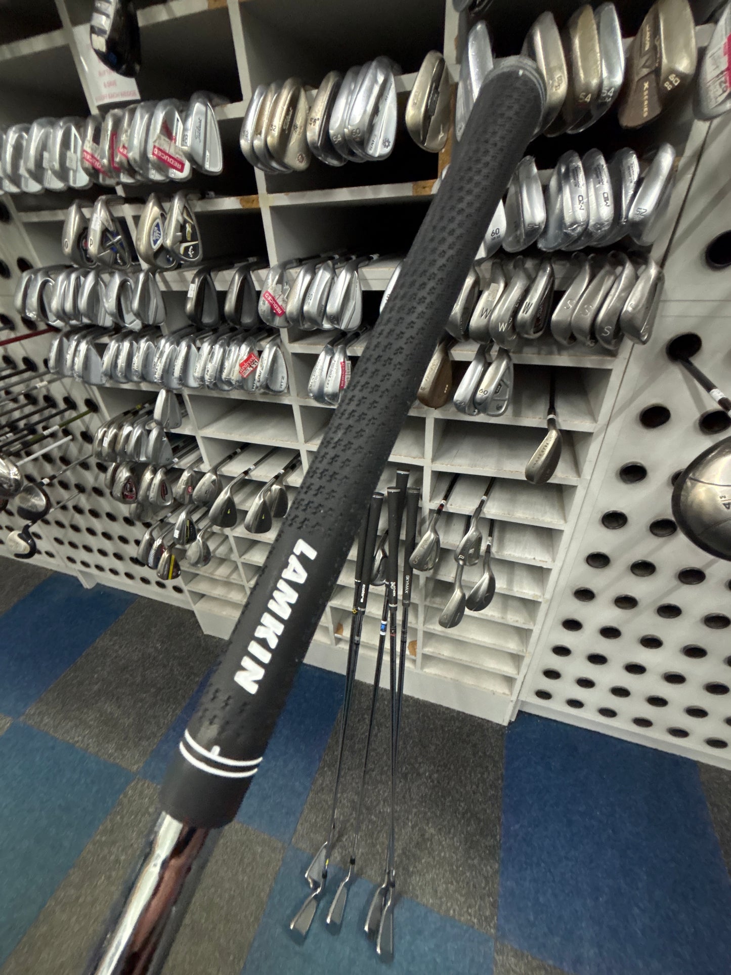 Taylormade R11 6 Iron (Regular Flex)