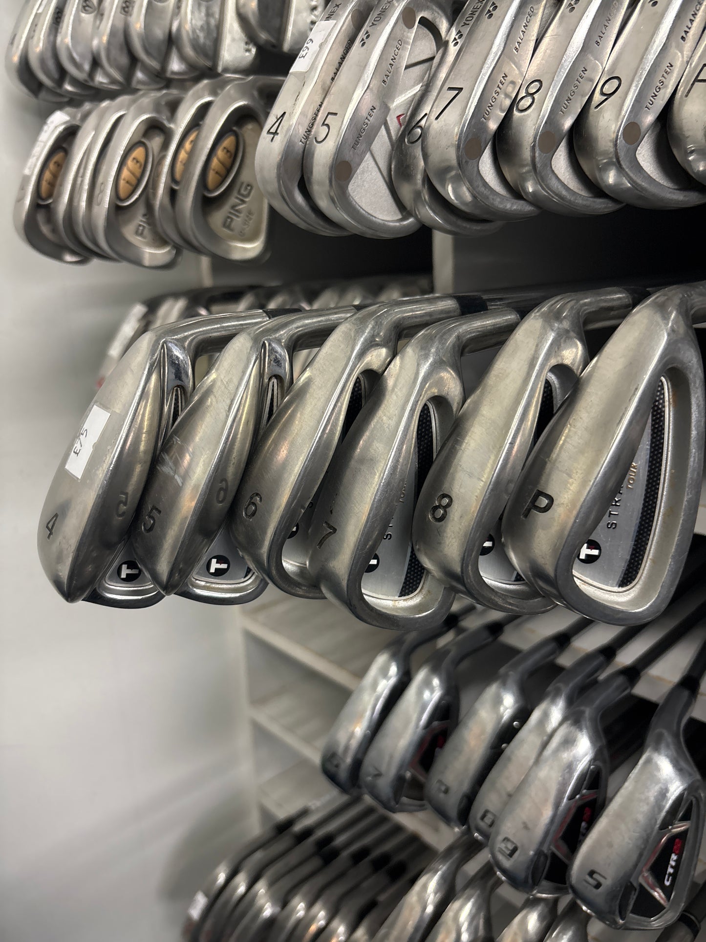 T STRATA TOUR (4-PW REGULAR FLEX)