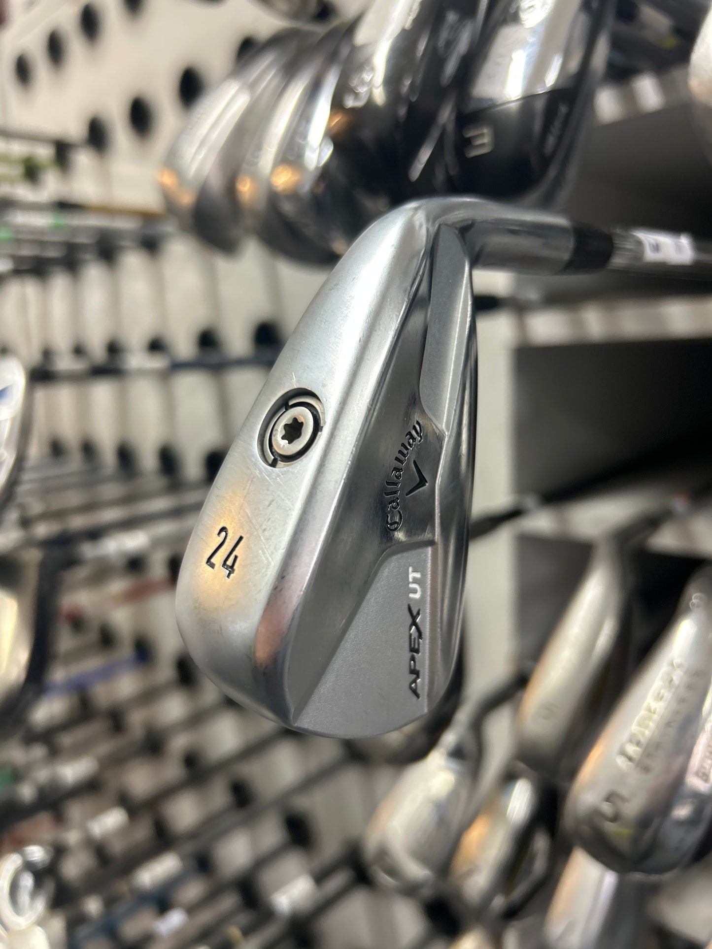 CALLAWAY APEX UT 24 DEGREE FORGED (REGULAR FLEX)