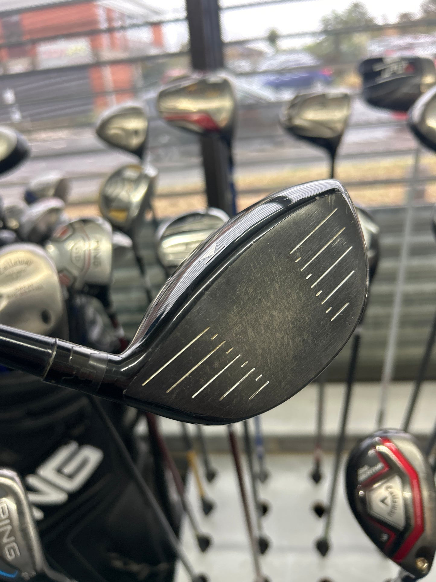 TITLEIST 910 D2 9.5” DEGREE (STIFF FLEX) (Left Handed)