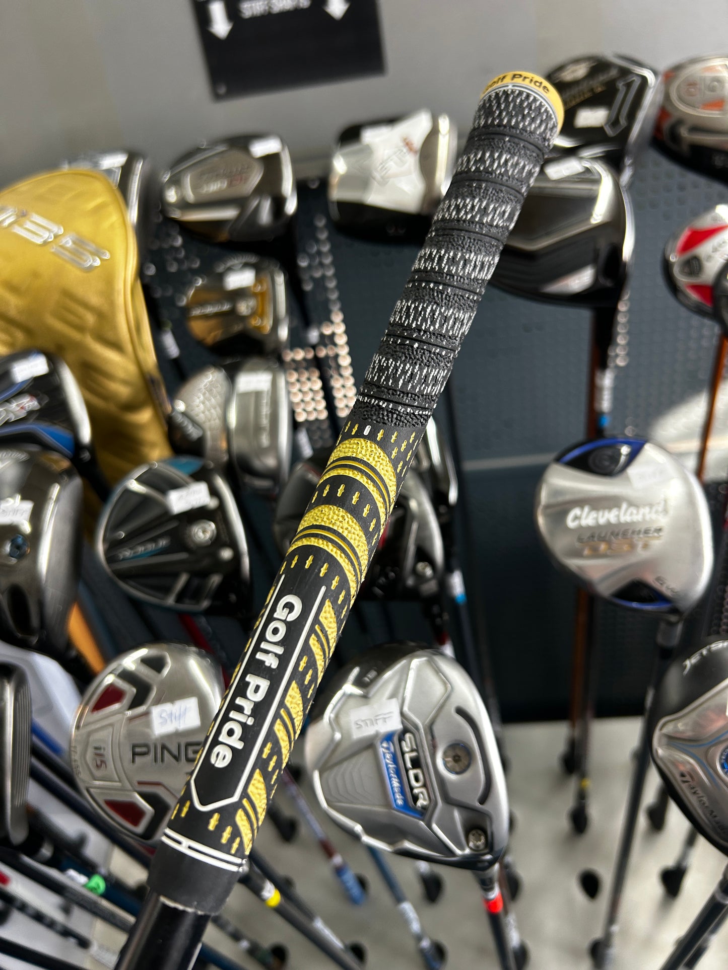 TITLEIST TSr3 13.5 Degree 3 Wood (EXTRA STIFF FLEX)