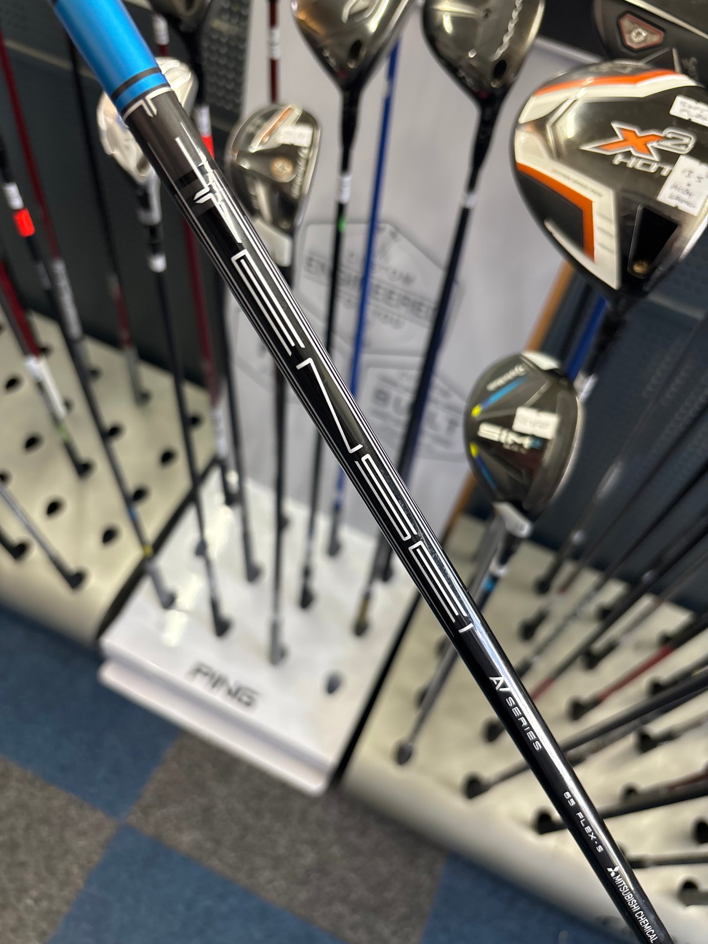 TITLEIST TSr2 18 DEGREE (STIFF FLEX)
