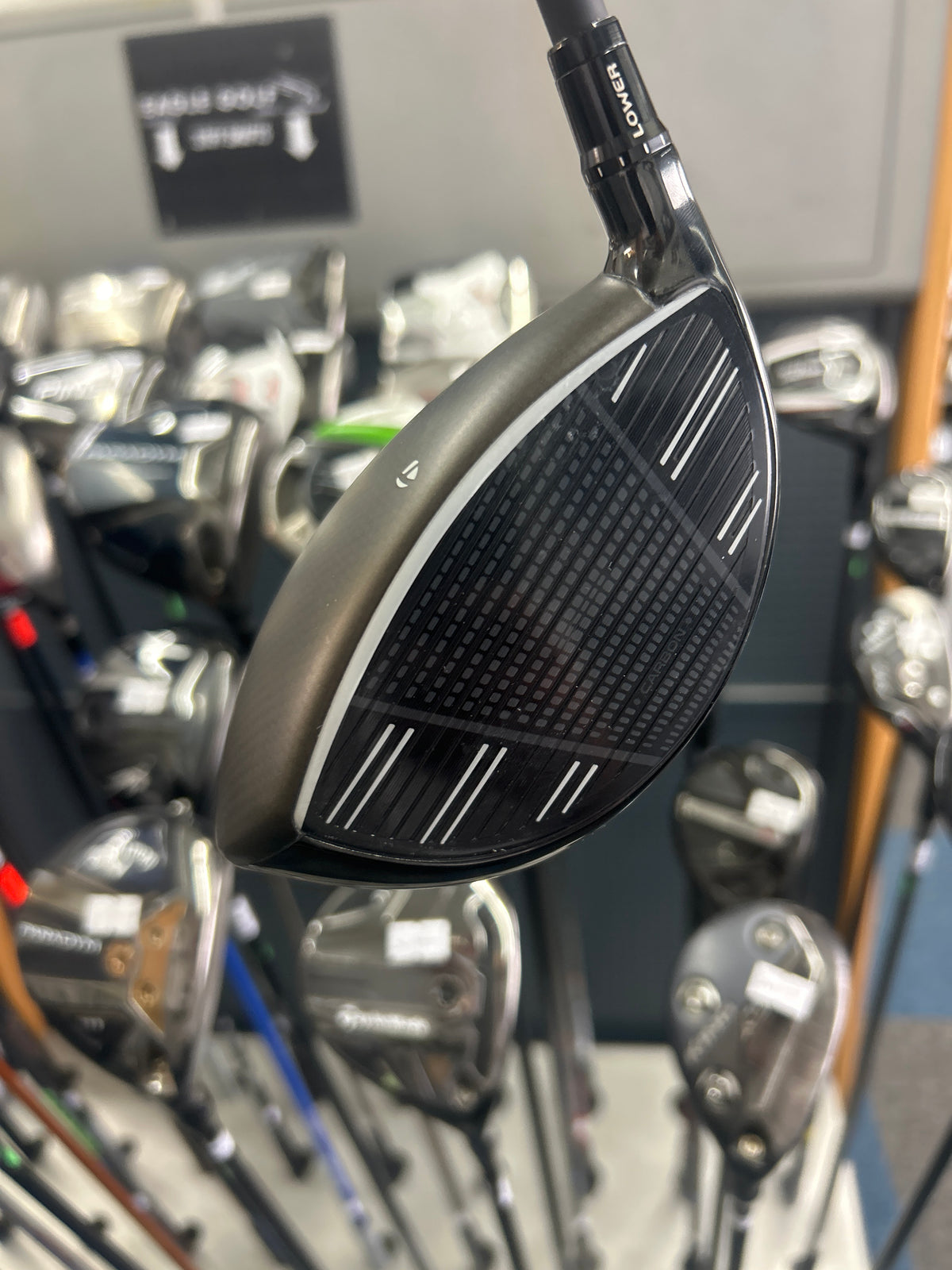 Taylormade QI4D 9.0 DEGREE (STIFF FLEX)