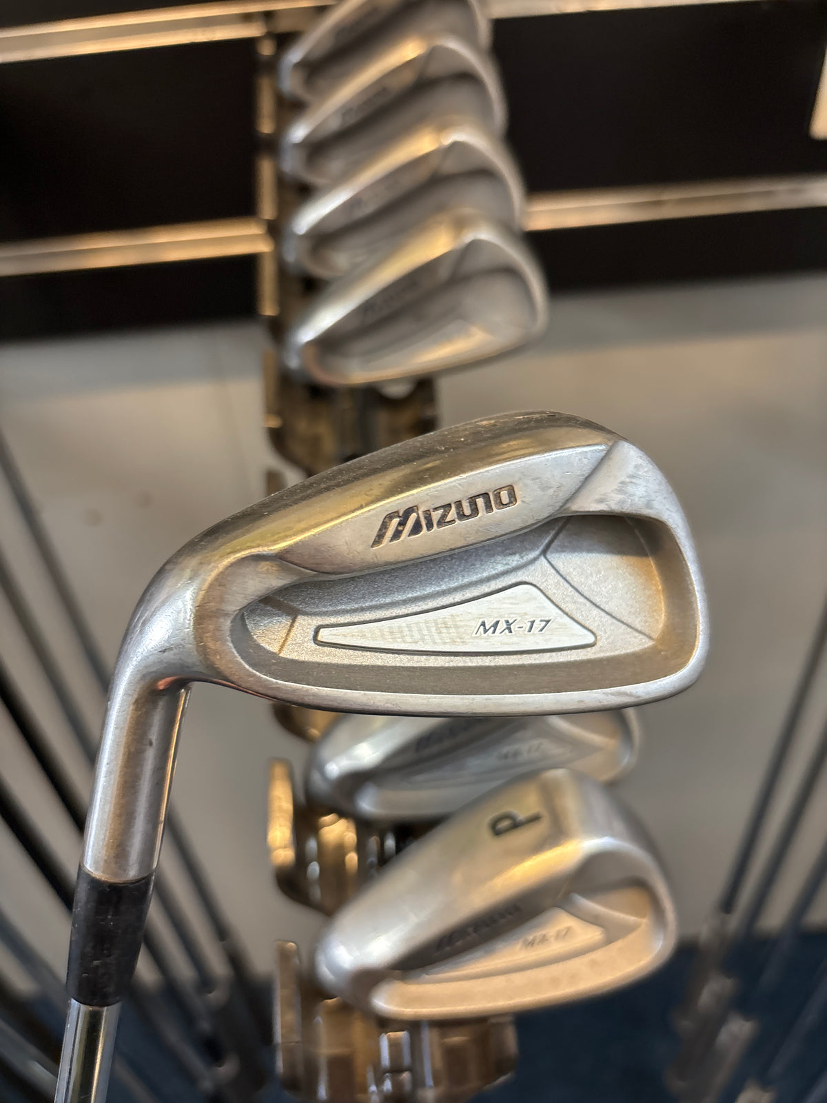 Mizuno MX-17 (3-PW+SW)(REGULAR FLEX)(LEFT HANDED)