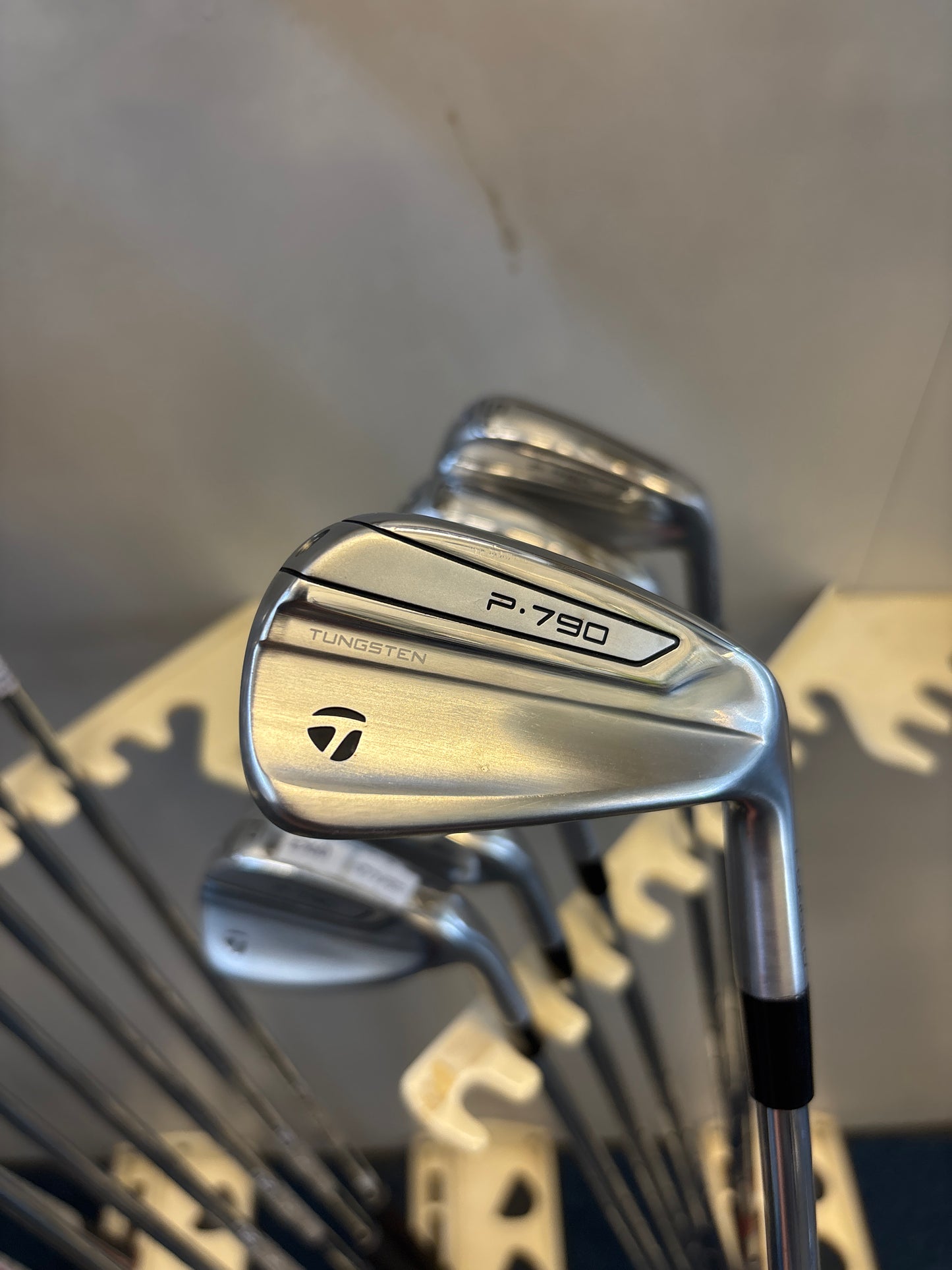 Taylormade FORGED P790 (5-PW) (STIFF FLEX)