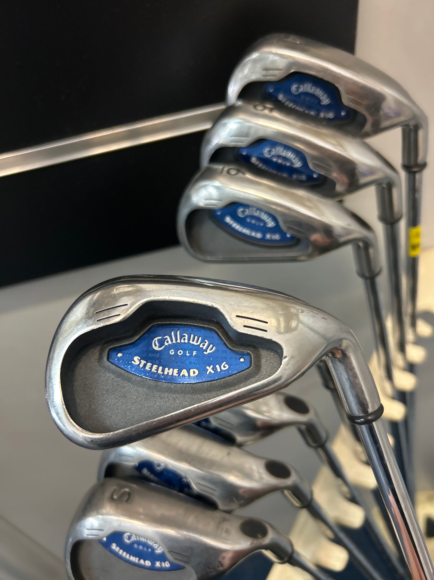 CALLAWAY STEELHEAD X16 (4-PW+SW, REGULAR FLEX)