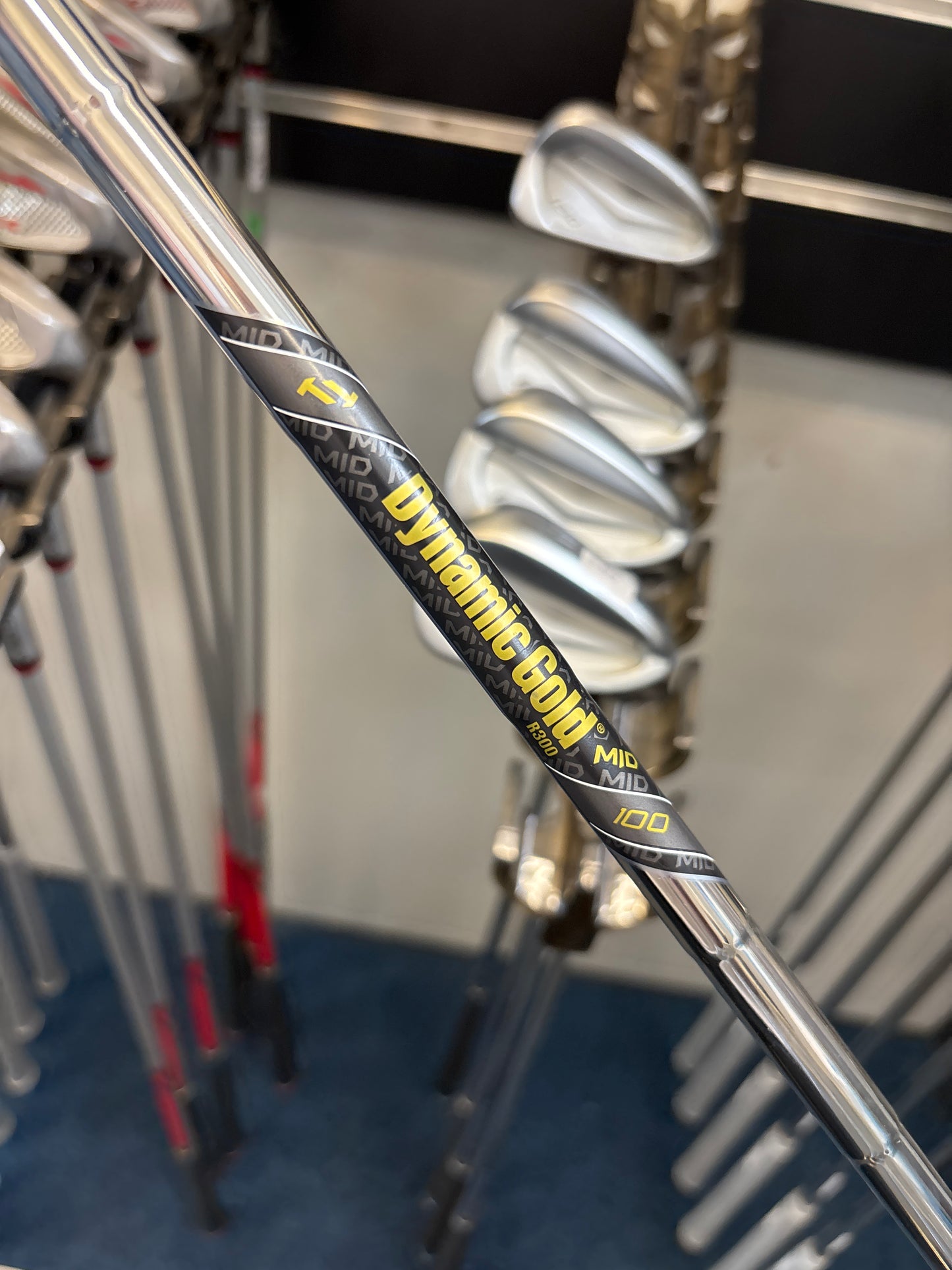 PING i210 6-PW (REGULAR FLEX)