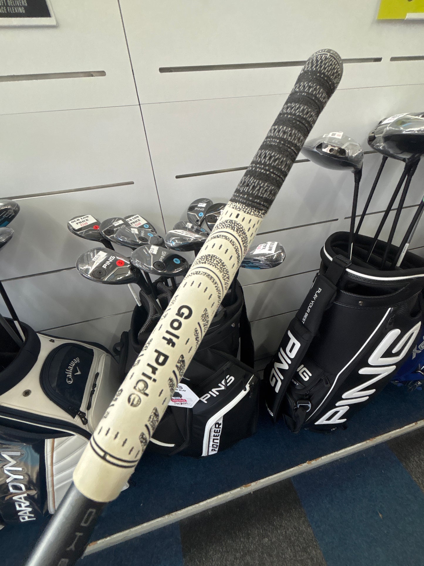 CALLAWAY MAVRIK 9.0 DEGREE (REGULAR FLEX)