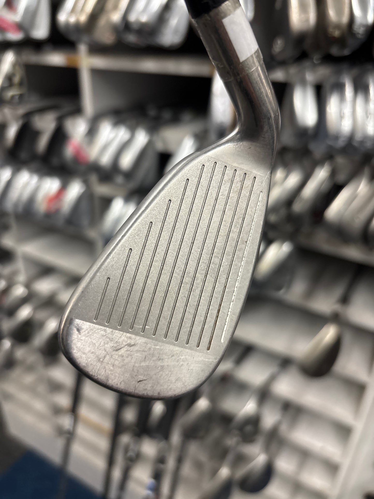 Cleveland Tour Action 6 Iron (Regular Graphite  Flex)