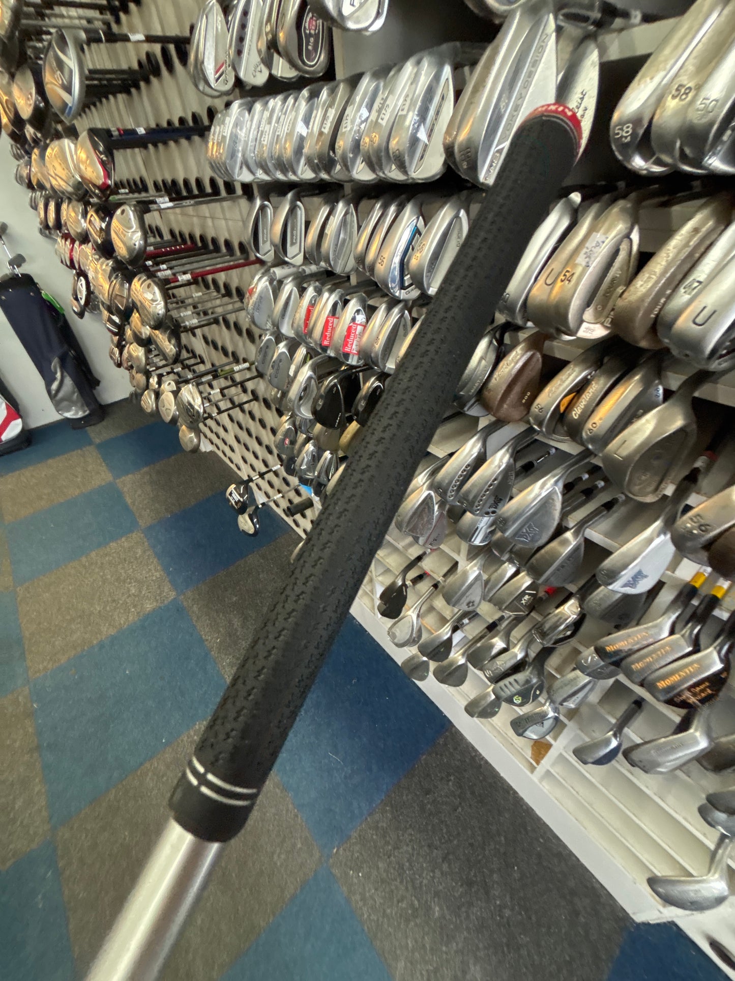 TaylorMade SIM DHY 3 IRON (STIFF FLEX)
