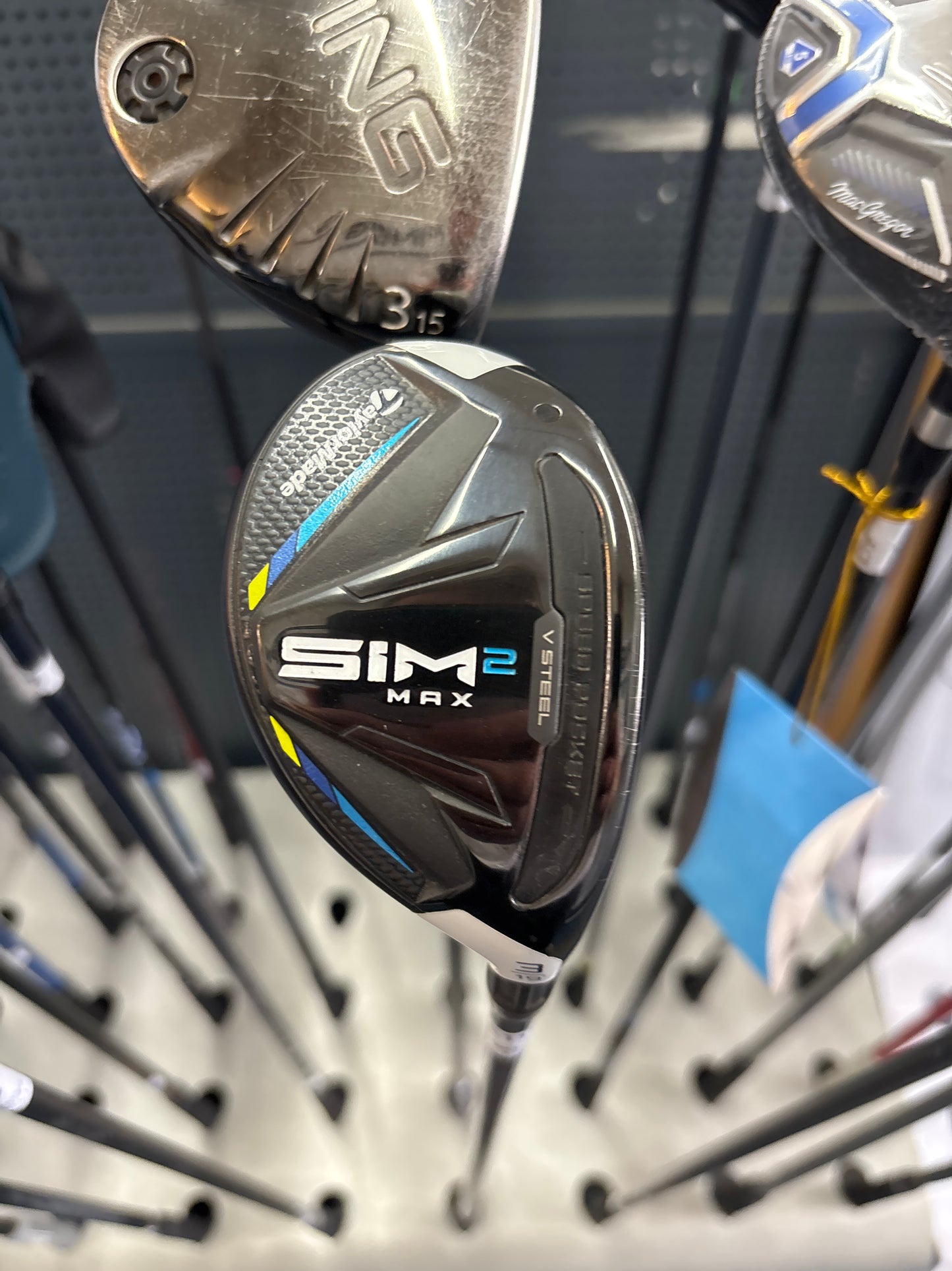 Taylormade SIM 2 Max/ 3 HYBIRD 19 DEGREE (REGULAR FLEX)