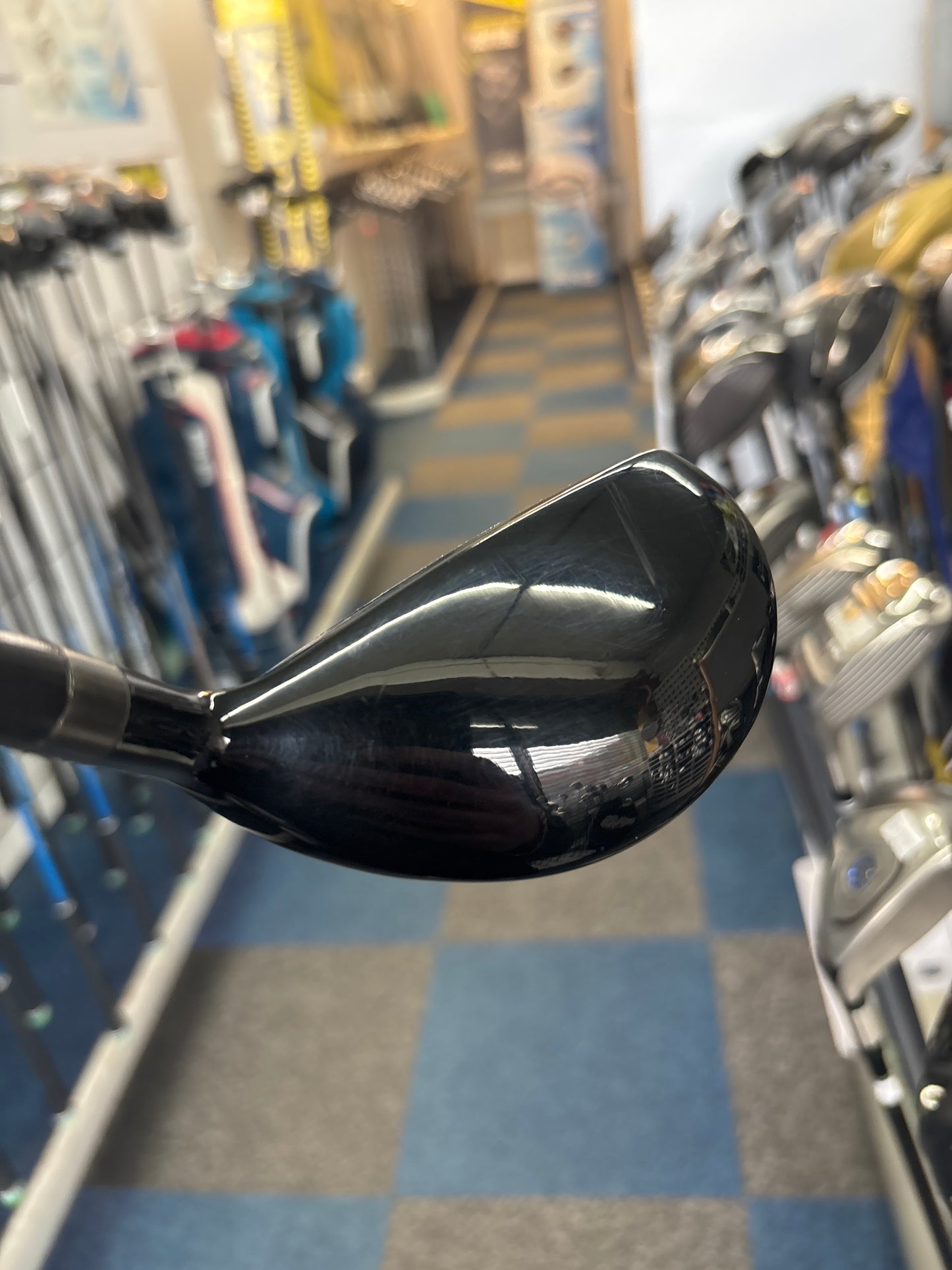 ELEVEN 8 Hybrid 35 Degree (Soft Regular FLEX)