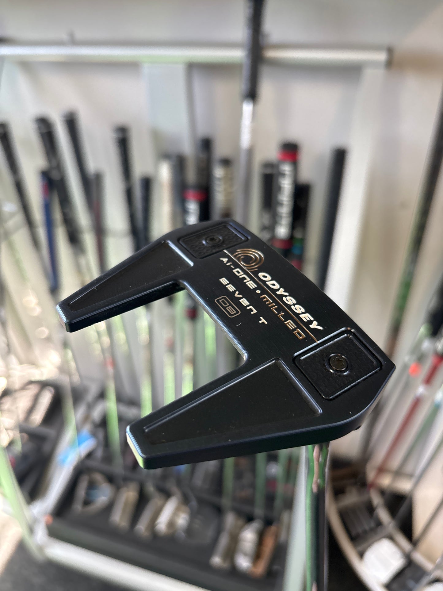 ODYSSEY AI ONE SEVEN T DB (34”)