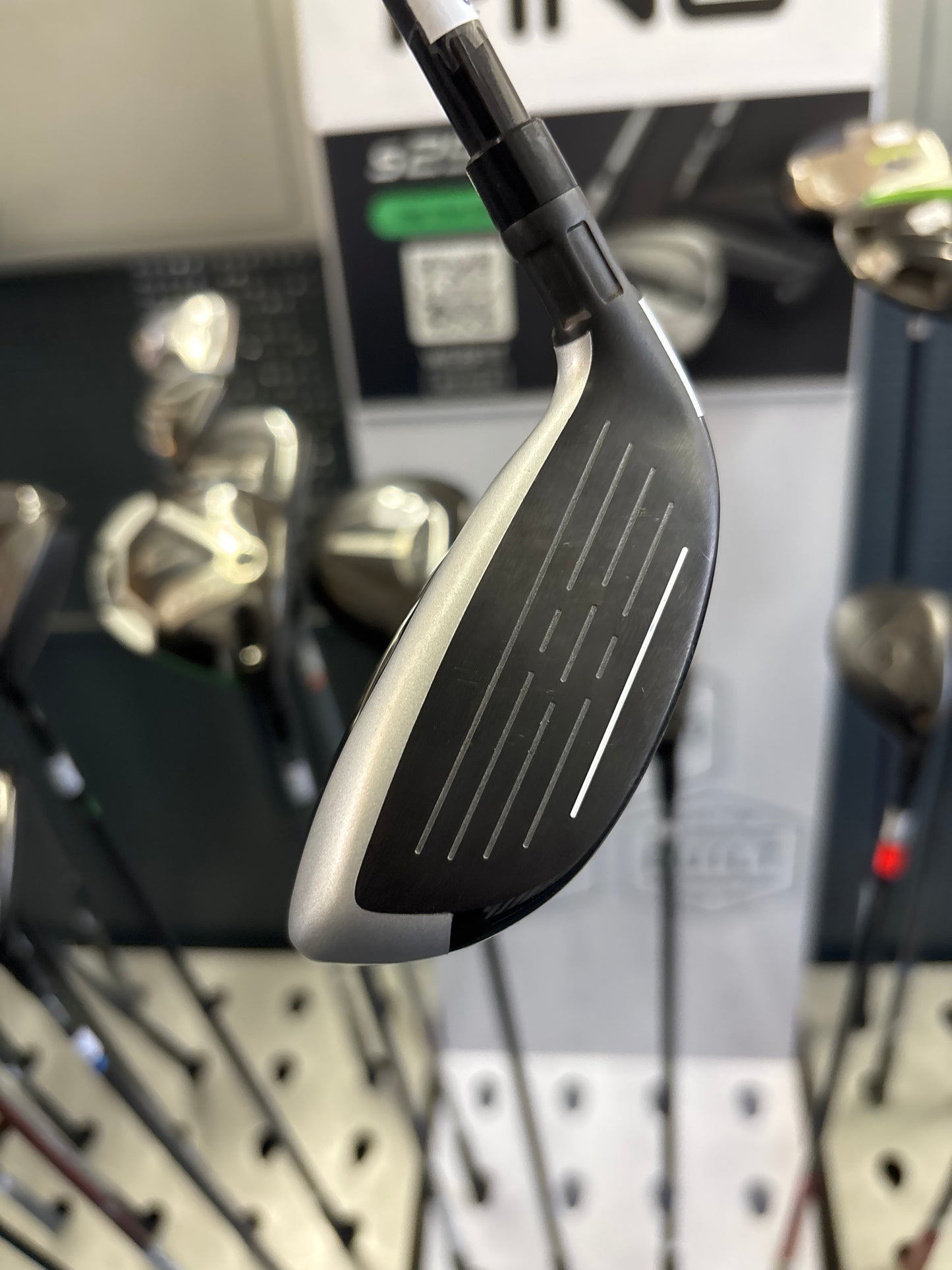 Taylormade M4 3 HYBRID 19 DEGREE (STIFF FLEX)