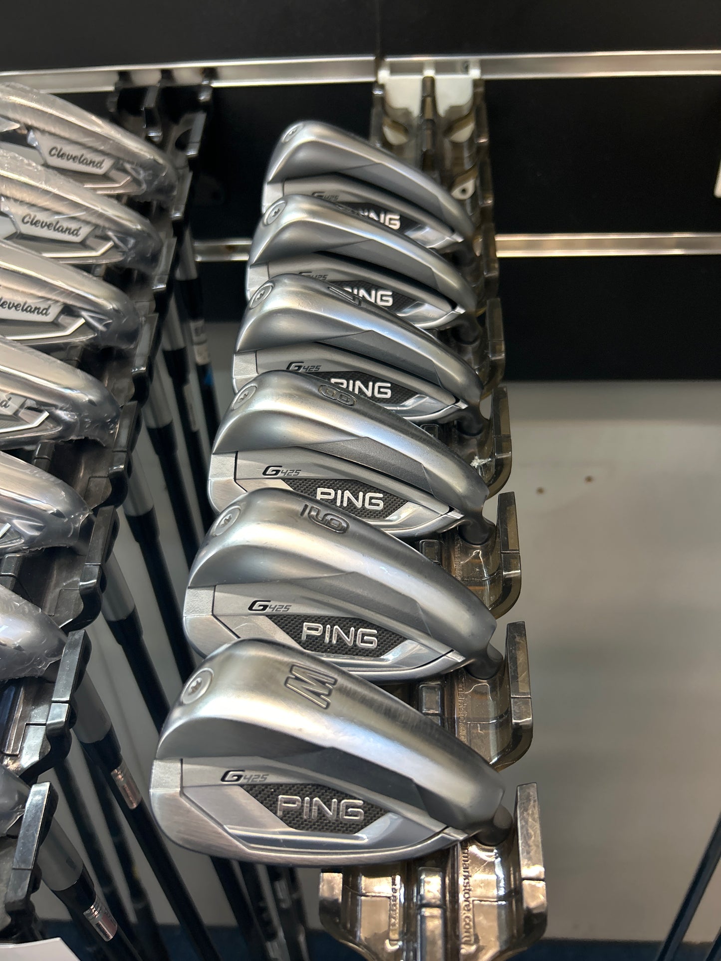 PING G425 (5- PW REGULAR FLEX)
