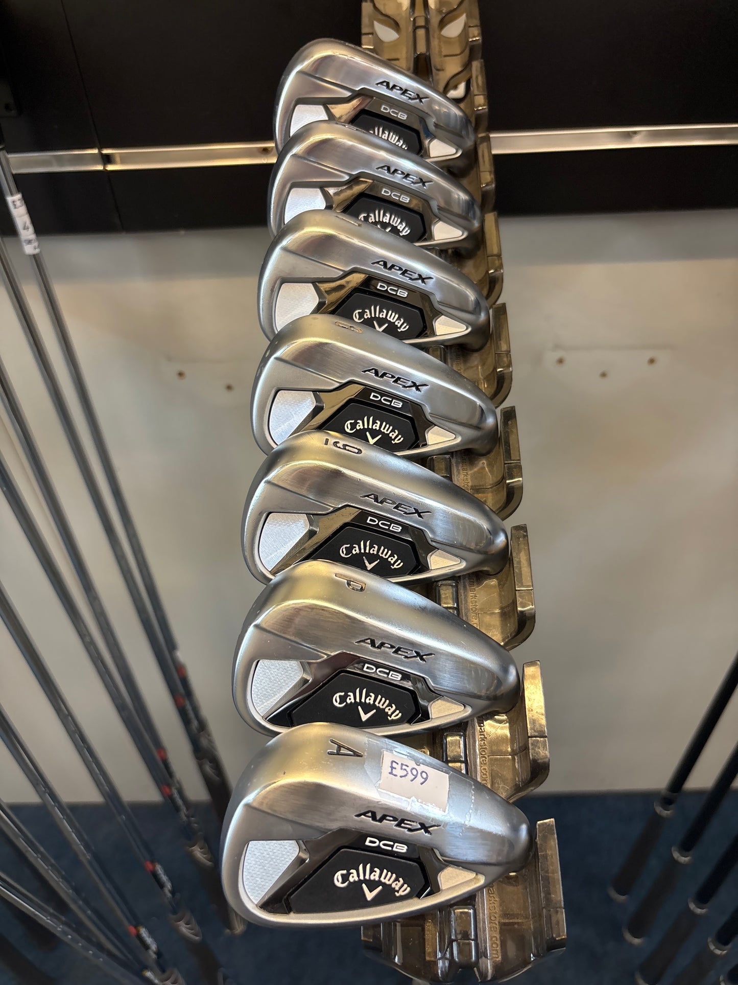 CALLAWAY APEX DCB (5-PW+AW) (REGULAR FLEX)