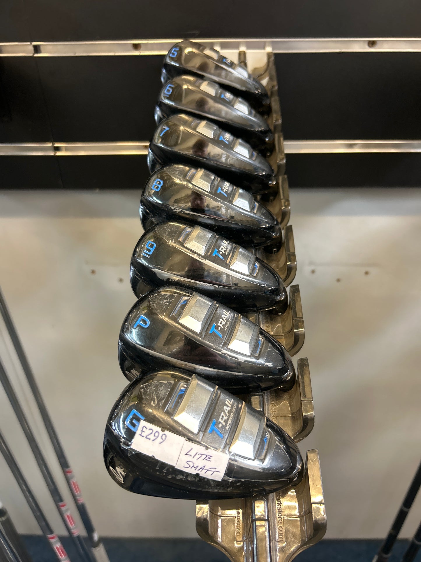COBRA T RAIL HYBRID IRONS (5-PW+GAP) (LITE REGULAR GRAPHITE FLEX)