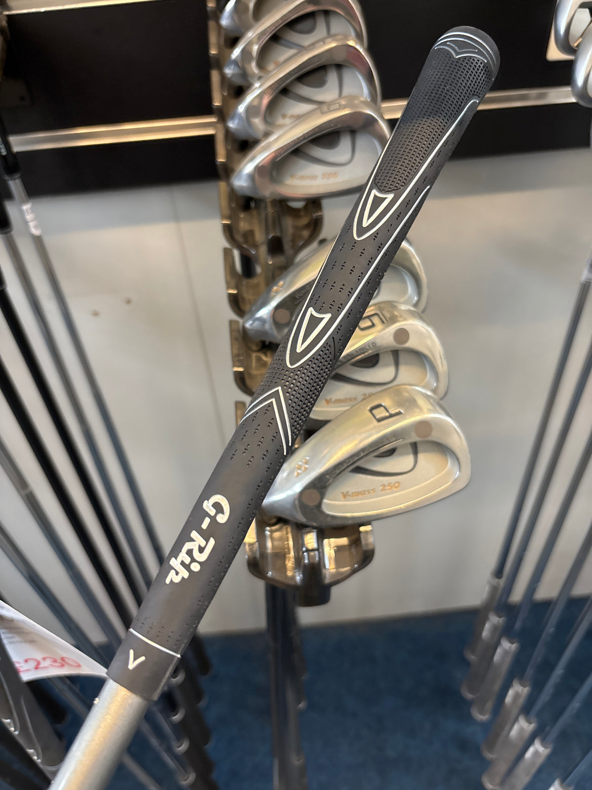 Yonex V-Mass 250 (3-PW+SW)(REGULAR GRAPHITE FLEX)(LEFT HANDED)