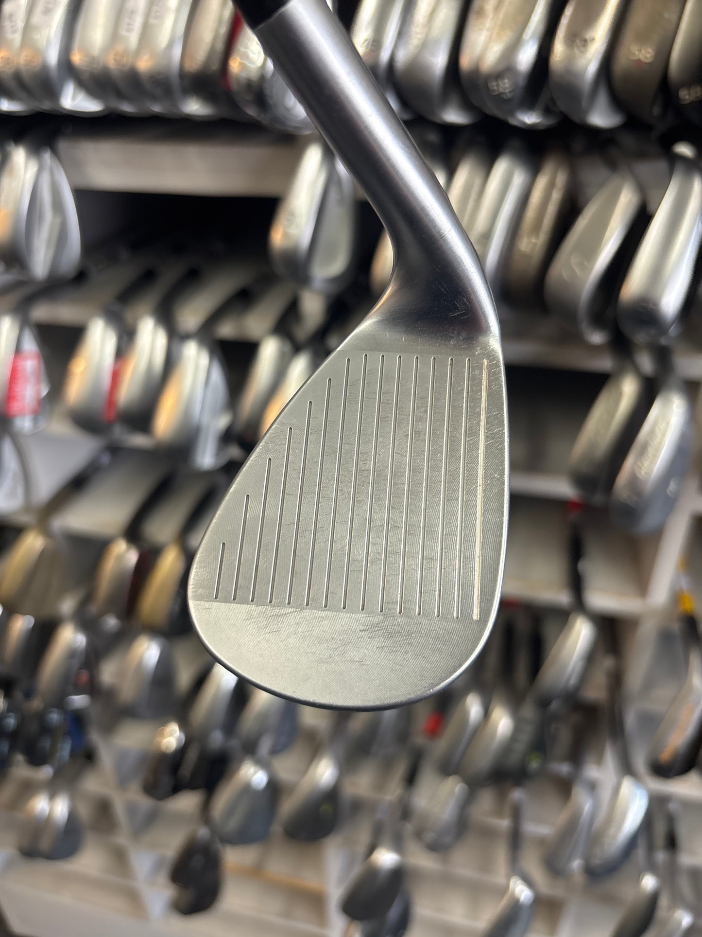 PING TOUR S 52” DEGREE (12 DEGREES OF BOUNCE)