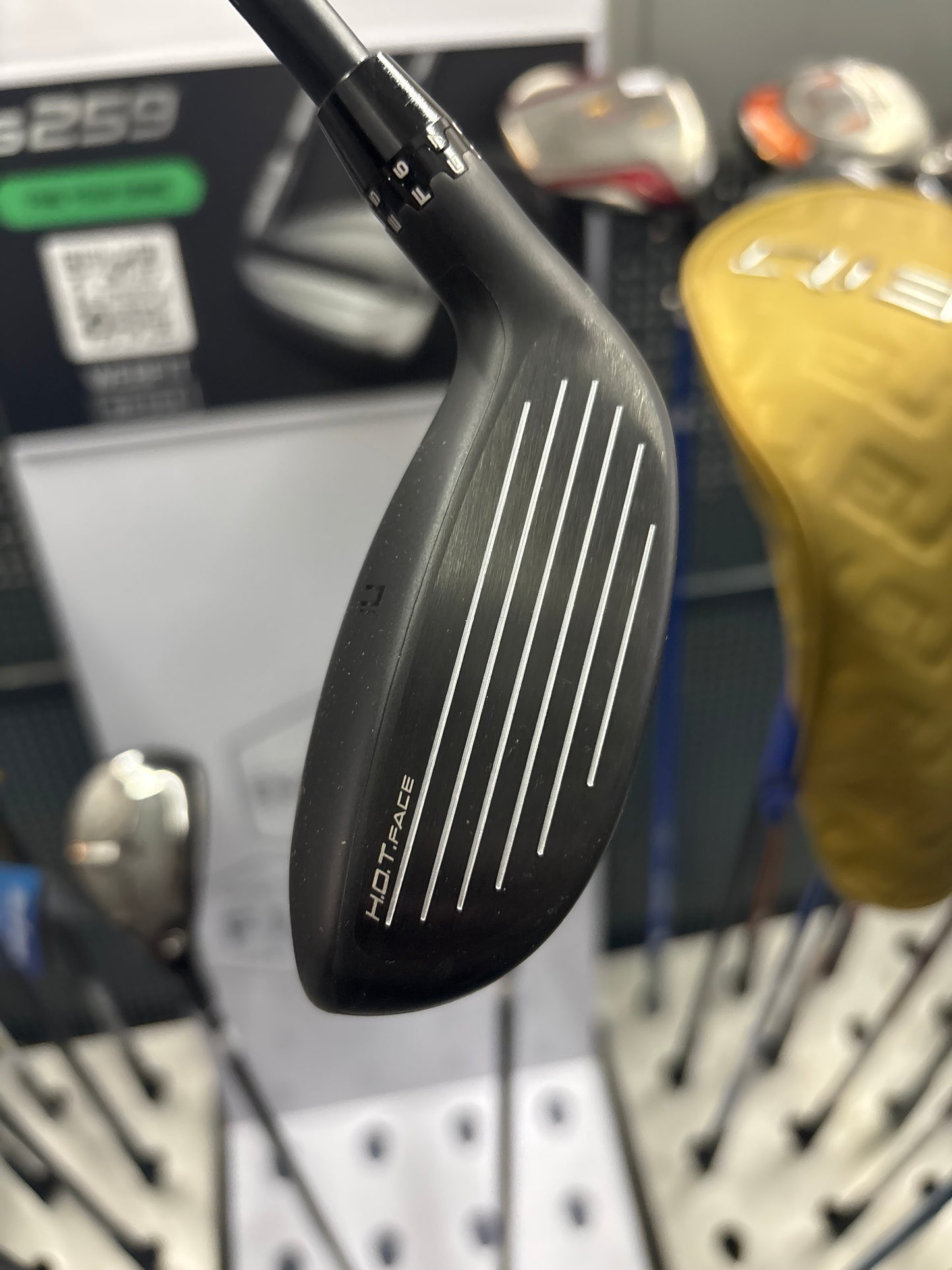 Cobra DS ADAPT 3 Hybrid 19 Degree (Stiff FLEX)