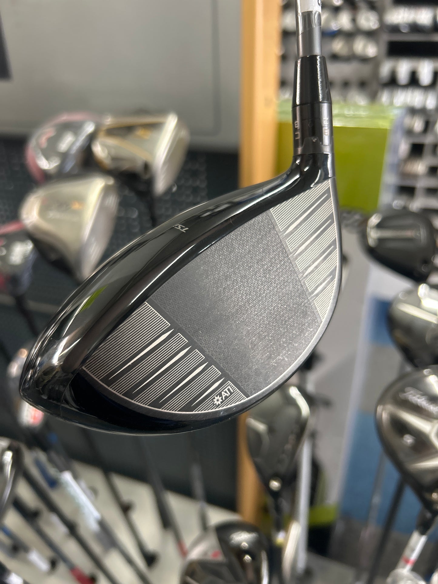 TITLEIST TSi3 9 DEGREE (EXTRA STIFF FLEX)