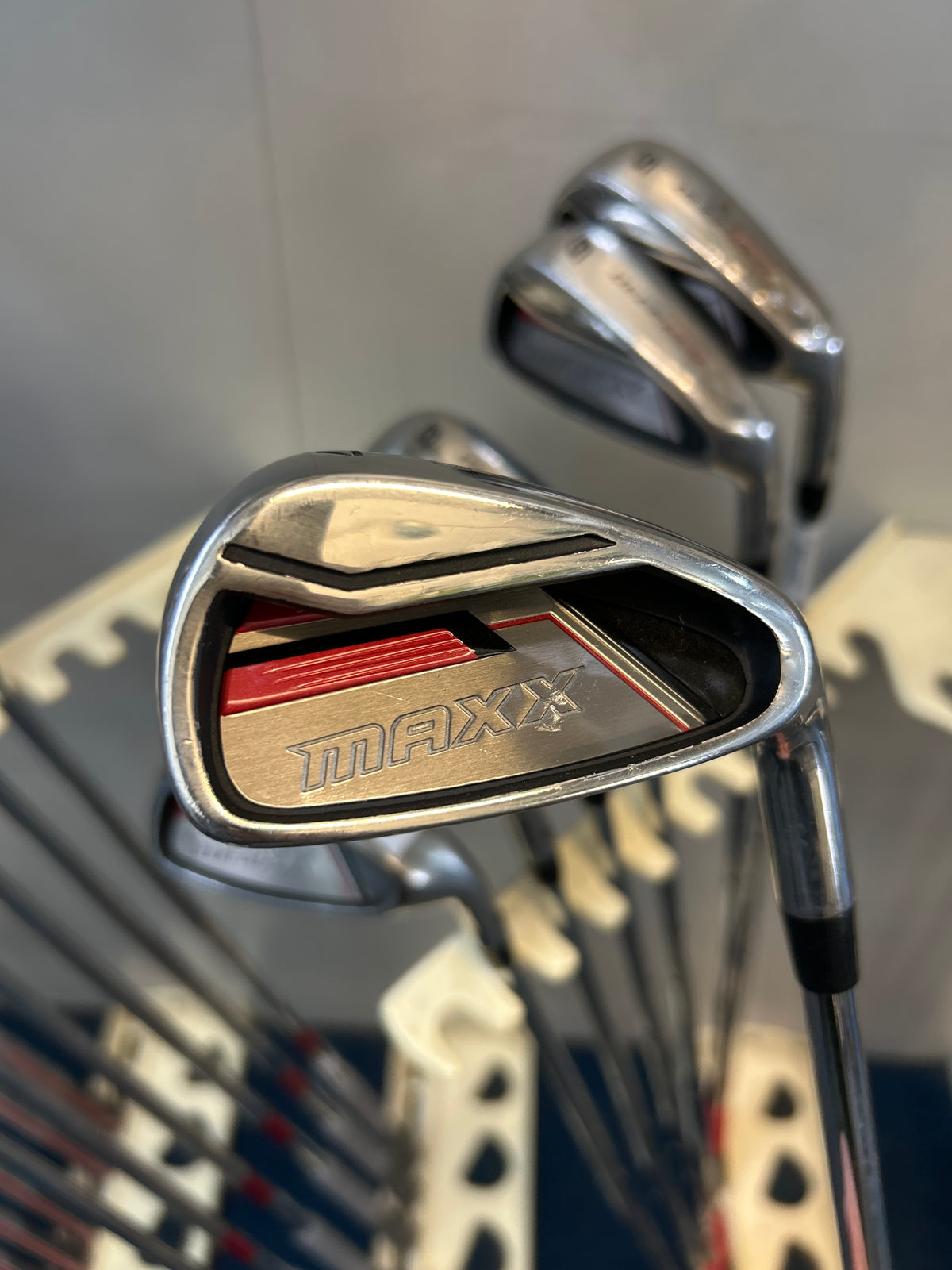 Wilson Deep Red Maxx (5-PW+SW) (Regular Flex)