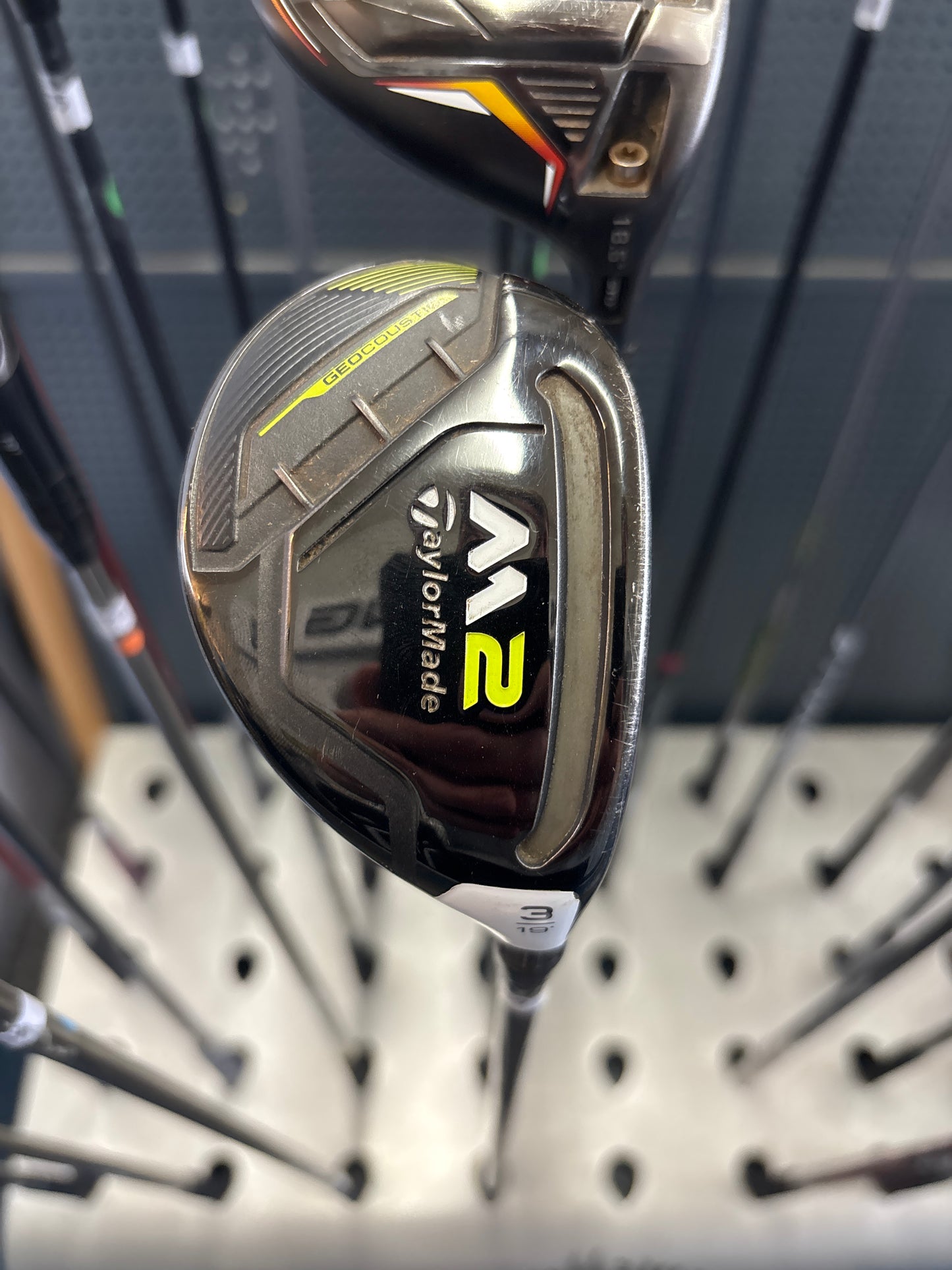 Taylormade M2 3 HYBRID 19  Degree (Regular FLEX)