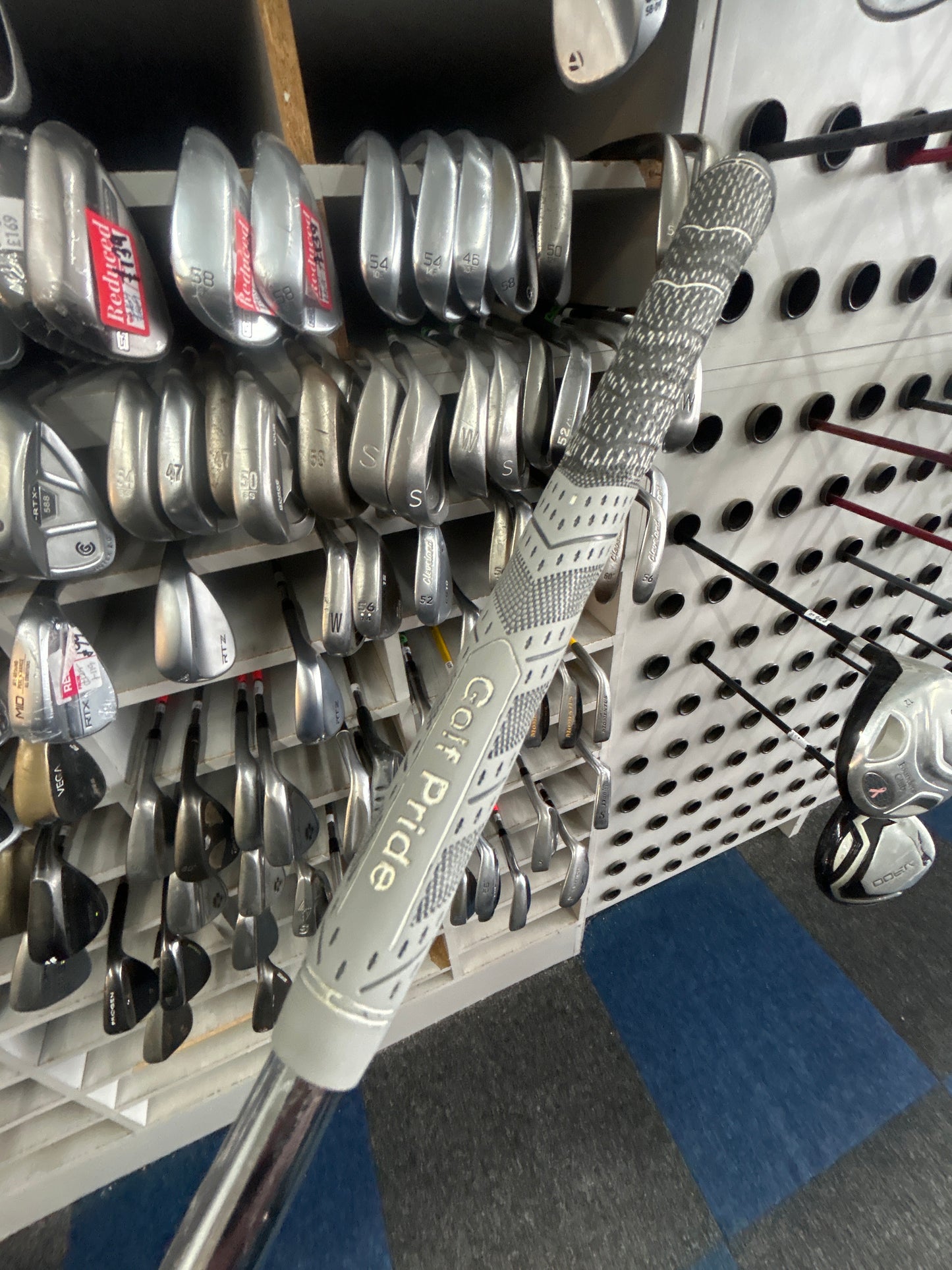 TaylorMade MG 60 DEGREE (11 DEGREES OF BOUNCE)  (Left Handed)