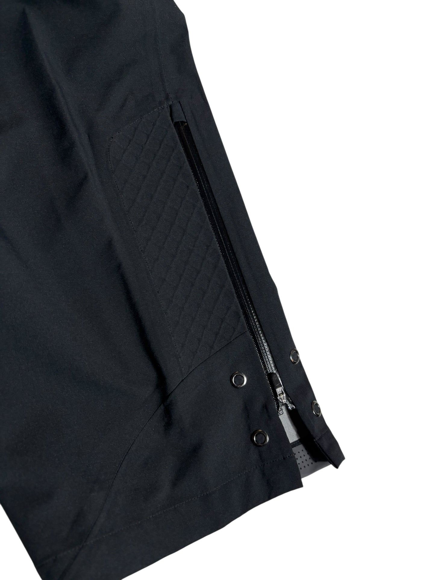 Clearance Nike Waterproof Trousers (MENS L W36/38 LEG 32”)