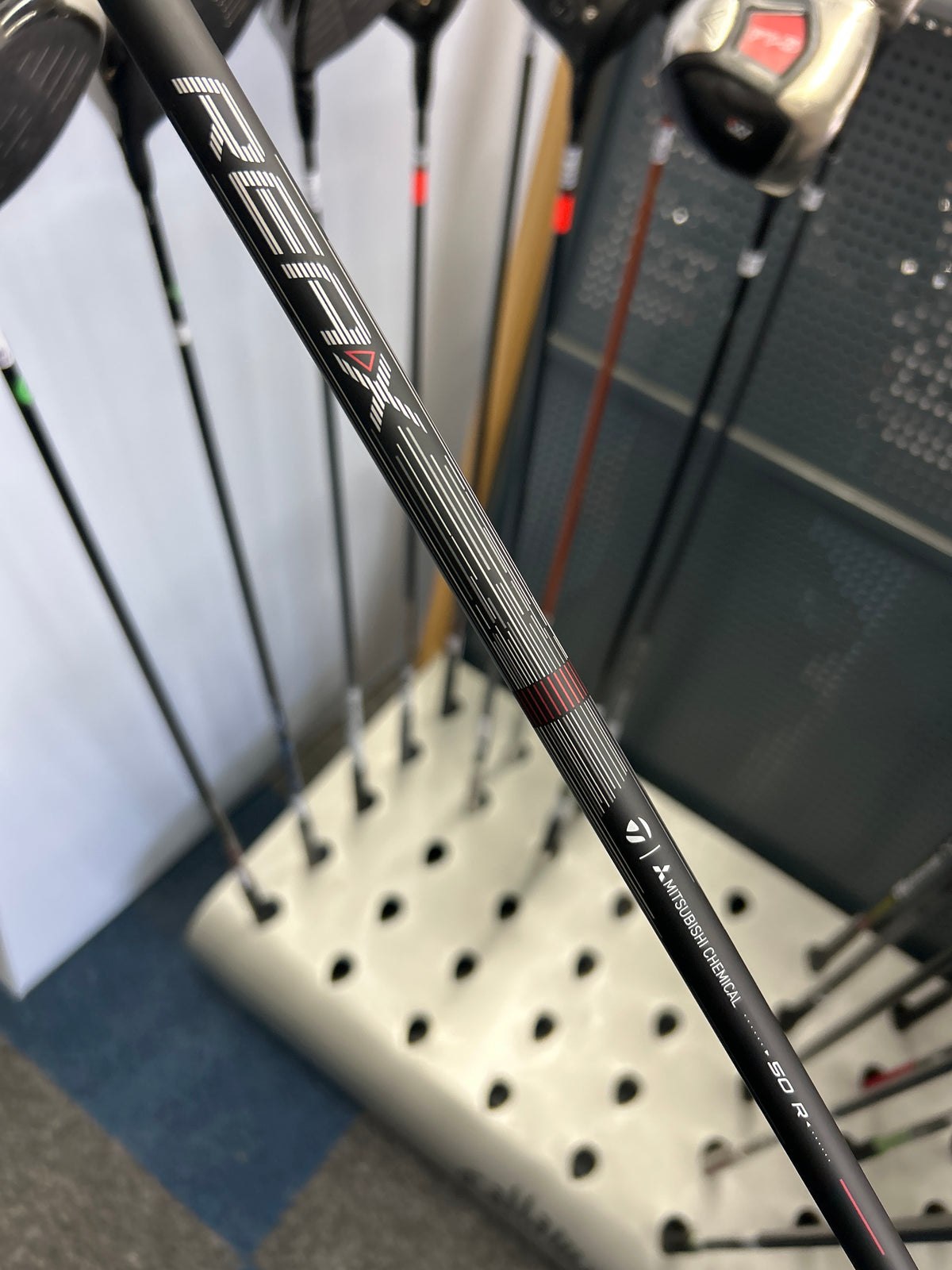 Taylormade QI4D MAX 10.5 DEGREE (REGULAR FLEX) (Available in store Only or Please Call 0113 2485851)