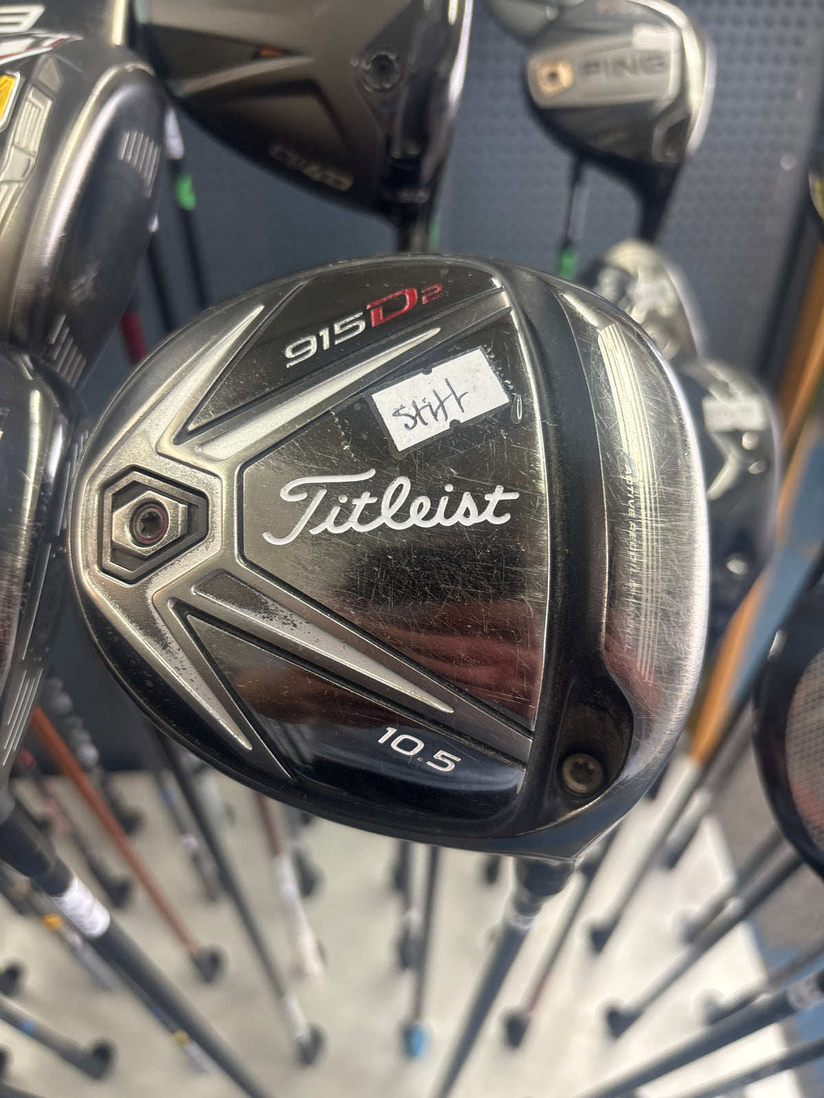 TITLEIST 915D2 10.5 DEGREE (STIFF FLEX)