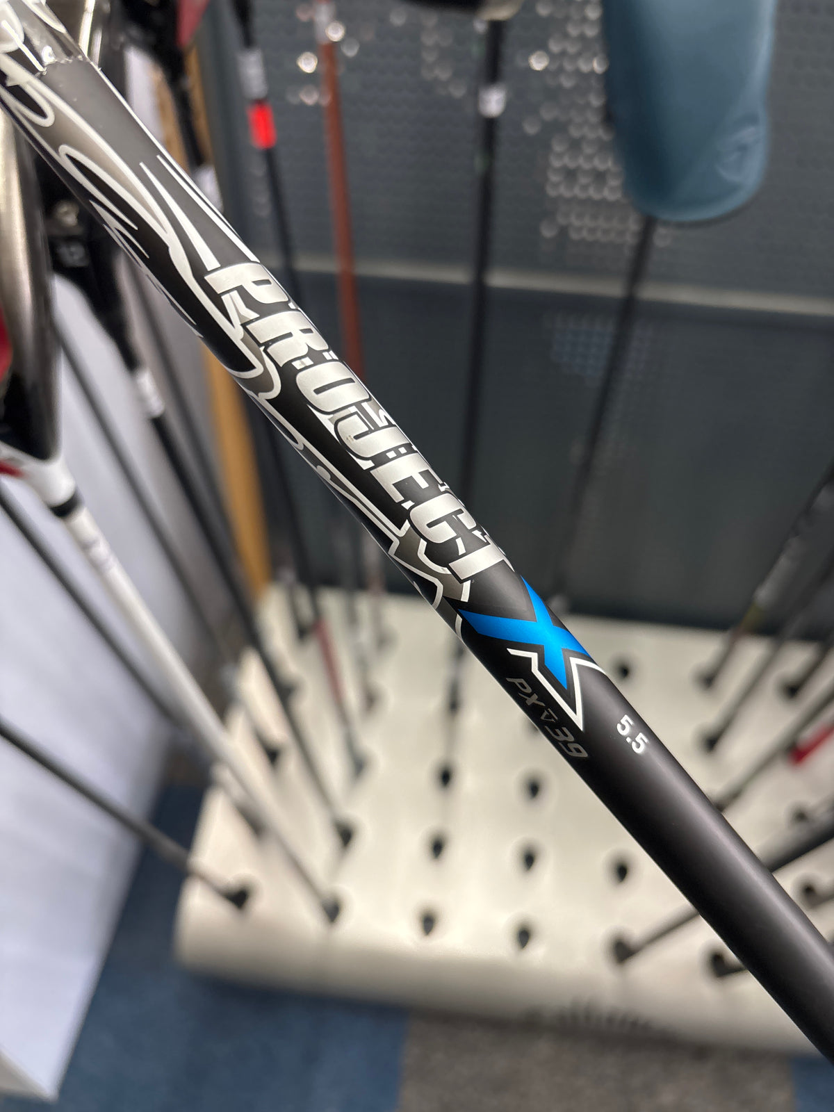 Wilson Staff C300 10.5 DEGREE (REGULAR SHAFT)