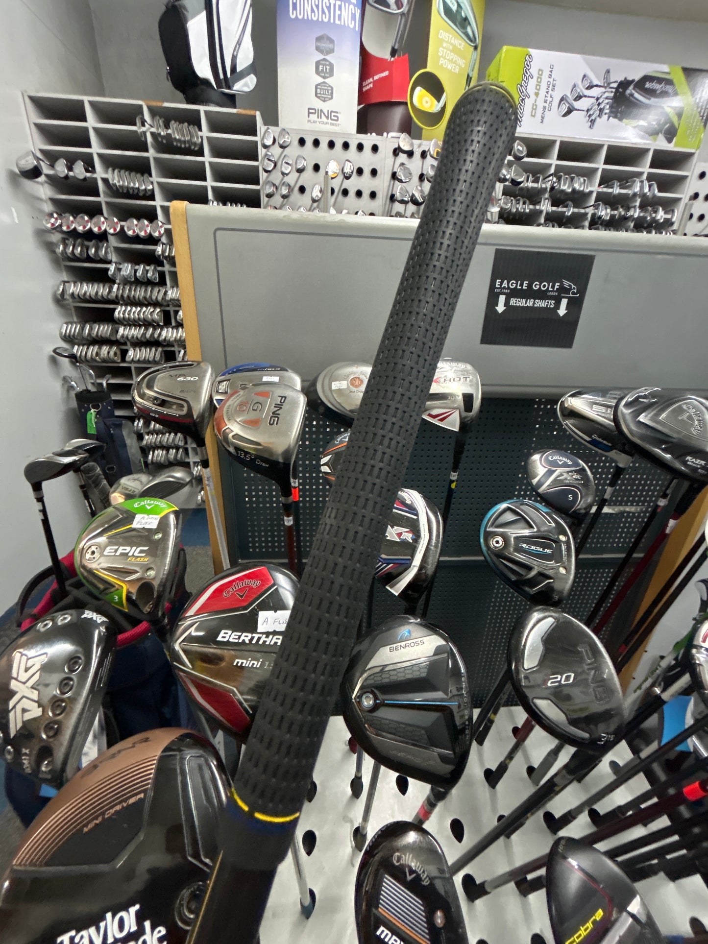 Taylormade RBZ 10.5 DEGREE (Regular FLEX)