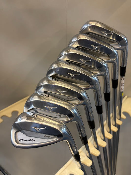 Mizuno PRO 223 (4-PW) (STIFF FLEX)