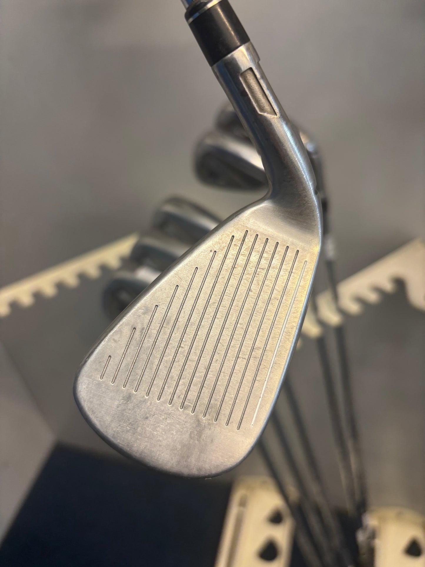 Taylormade SIM2 MAX (5-PW) (STIFF FLEX)